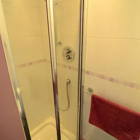 Whitehaven 4* 휫비